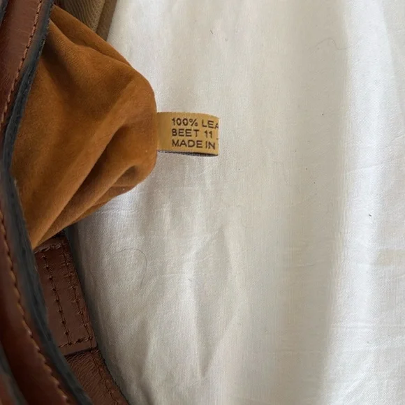 Patricia Nash Brown Shoulder Bag with Slouchy Hobo Shape and Adjustable Strap - Picture 11 of 16